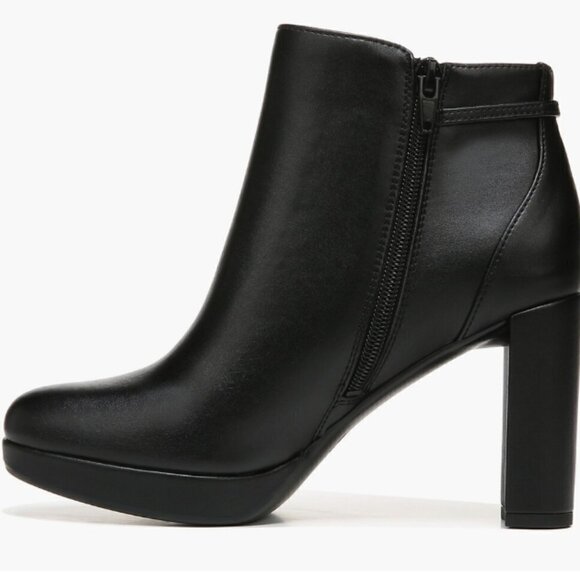 Naturalizer Berri Bootie (WIDE) - Picture 11 of 13